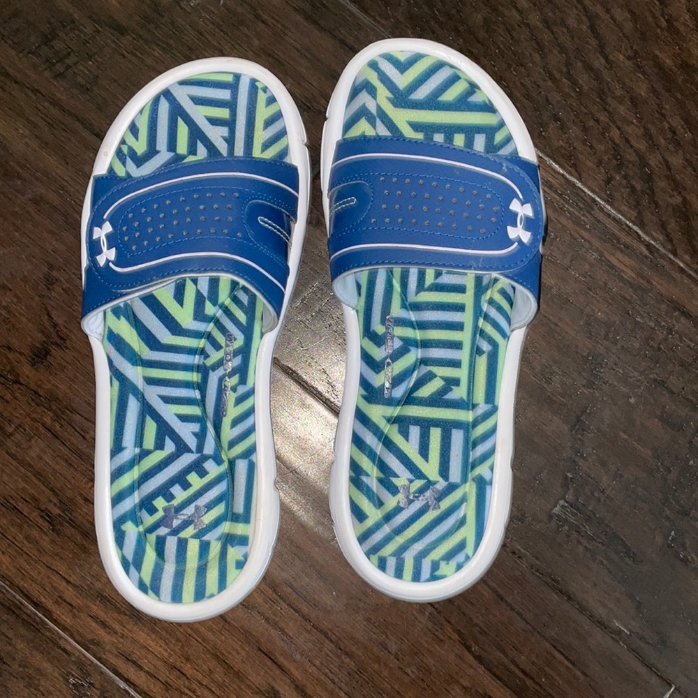Under Armor Slides